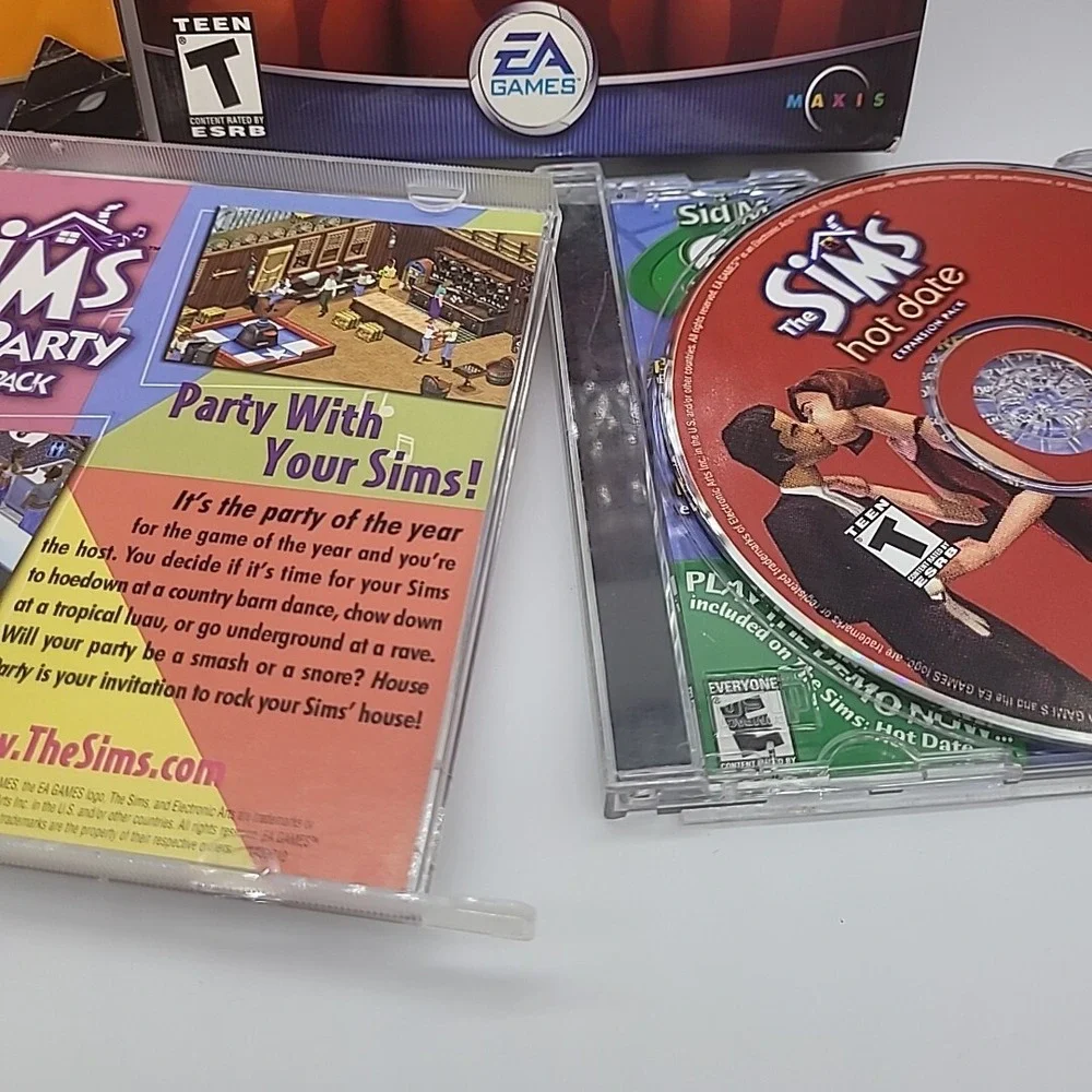 The Sims Lot of 13 PC‎ Games and Expansion Packs